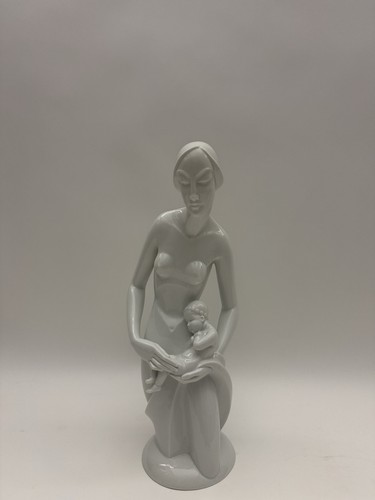 Rara statuetta porcellana